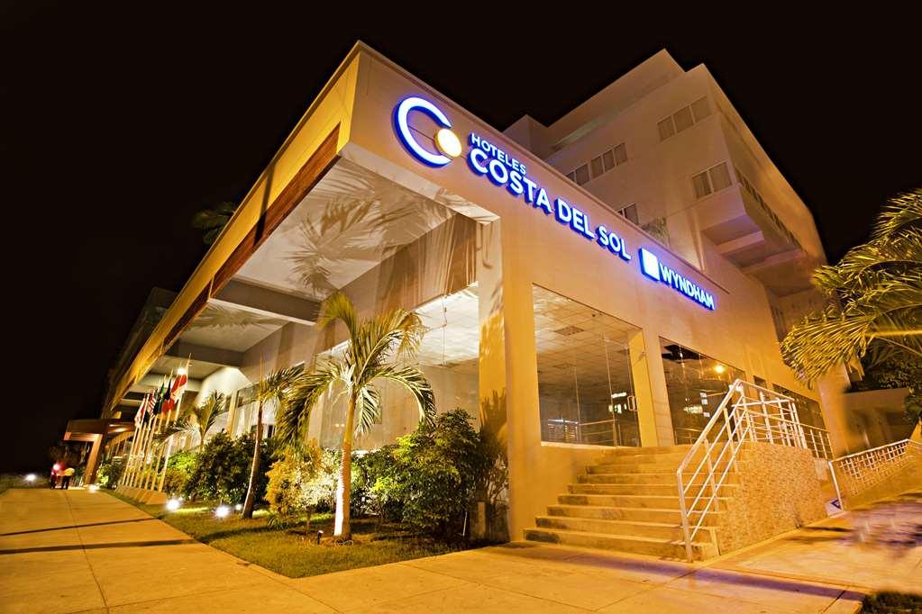 Wyndham Costa Del Sol Пукальпа Экстерьер фото