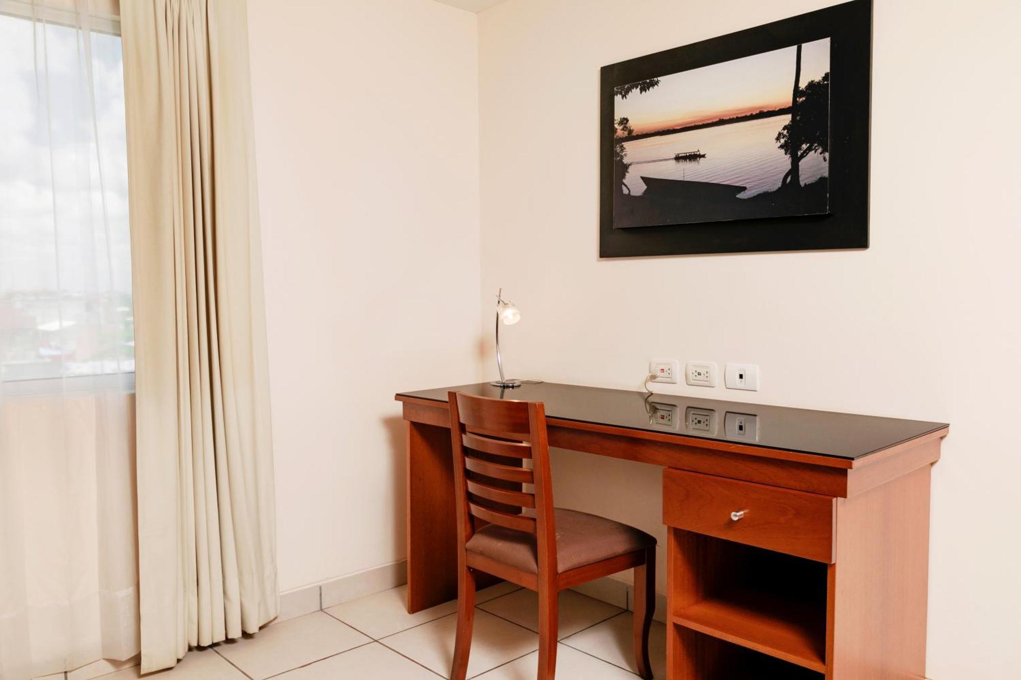 Wyndham Costa Del Sol Пукальпа Экстерьер фото