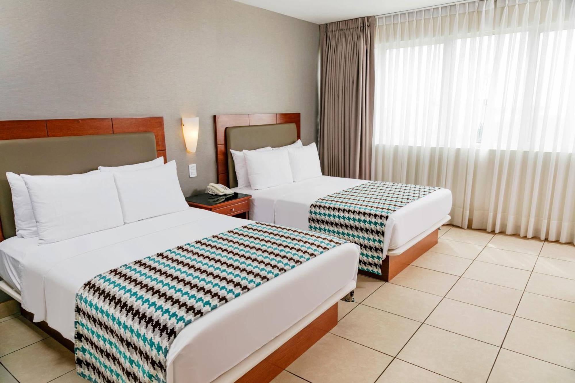 Wyndham Costa Del Sol Пукальпа Экстерьер фото