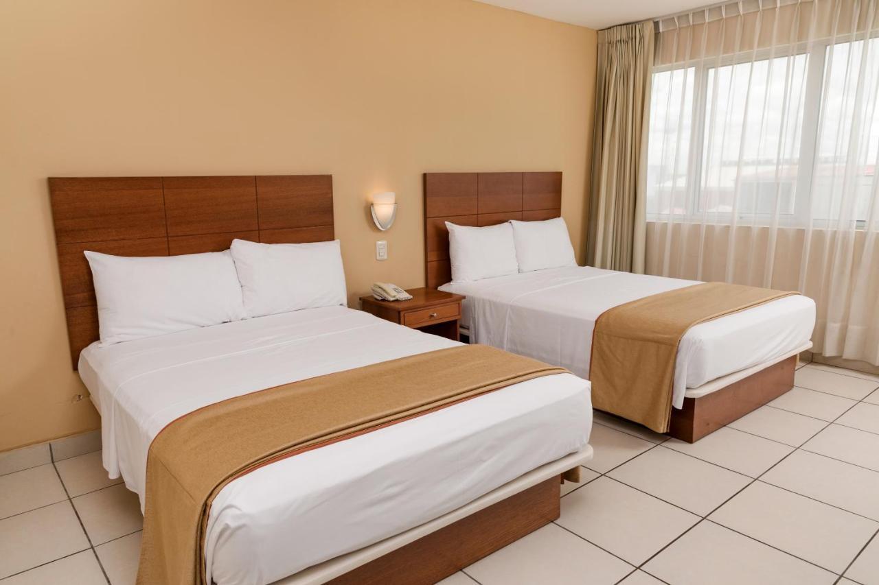 Wyndham Costa Del Sol Пукальпа Экстерьер фото