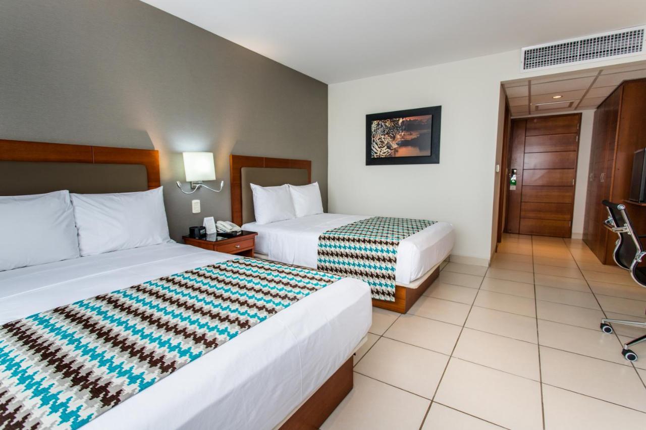 Wyndham Costa Del Sol Пукальпа Экстерьер фото